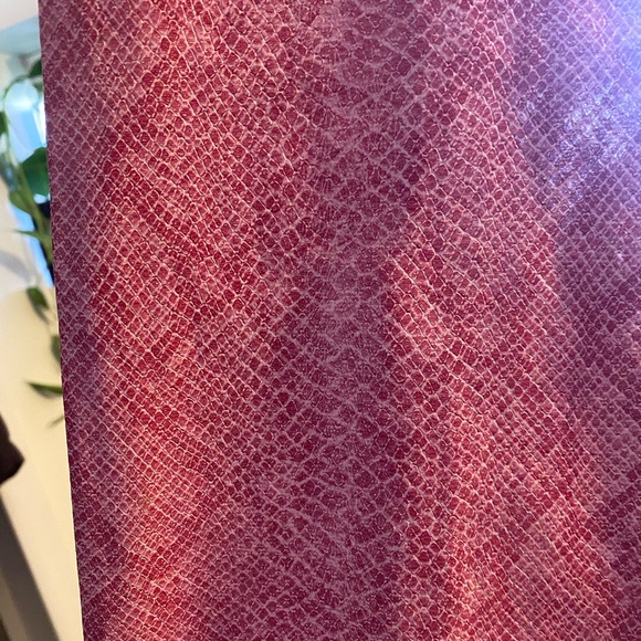 Pink Snake Print BCBG Pants. - Picture 6 of 13